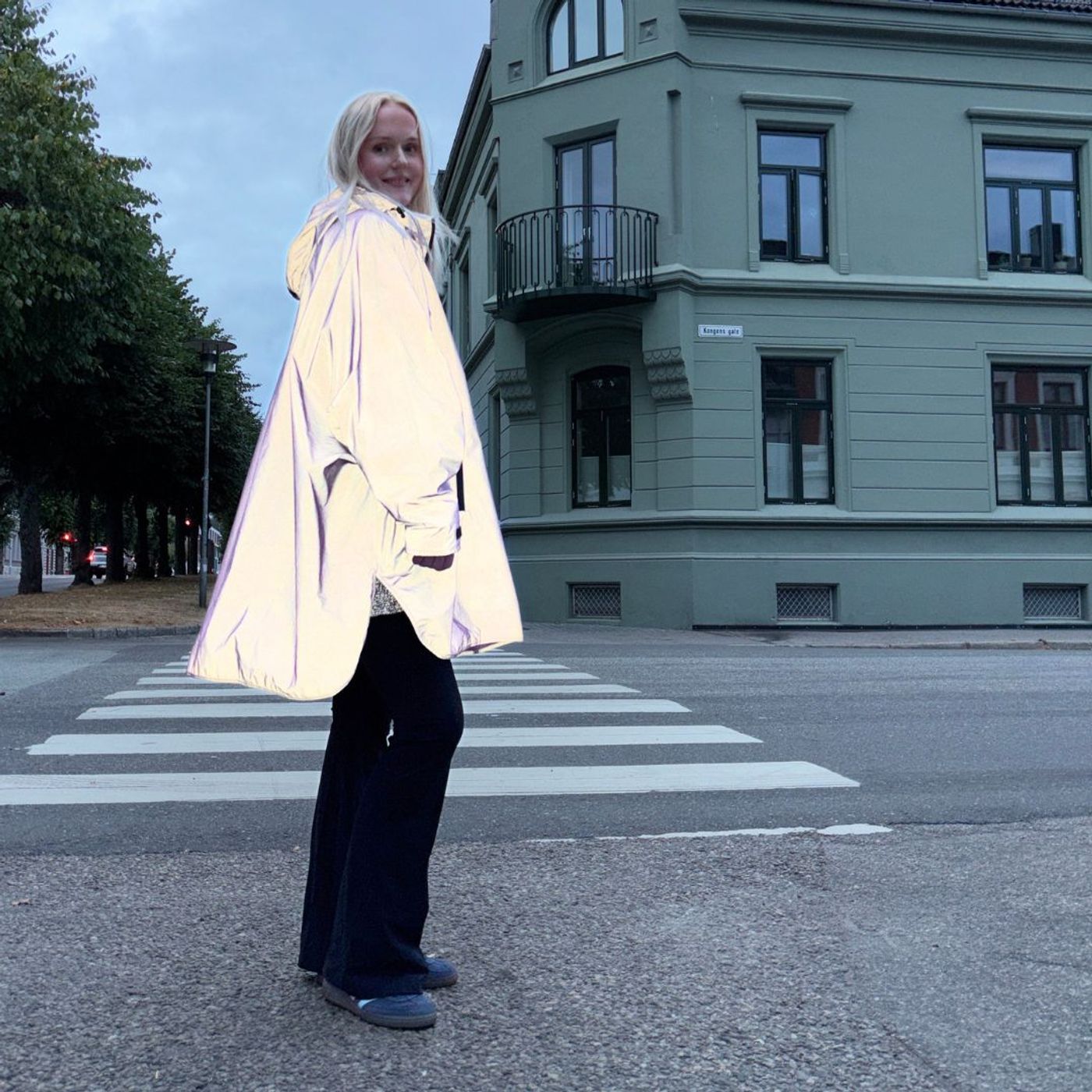 Morild Magi Poncho med refleks, lavendel