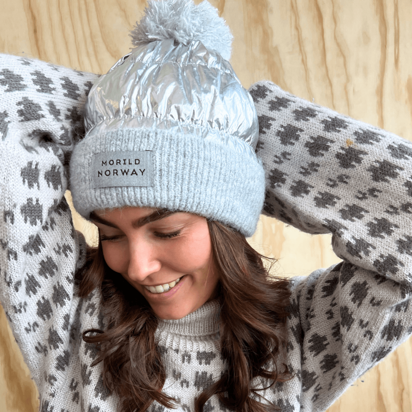 Morild Glam lue med refleks, sølv